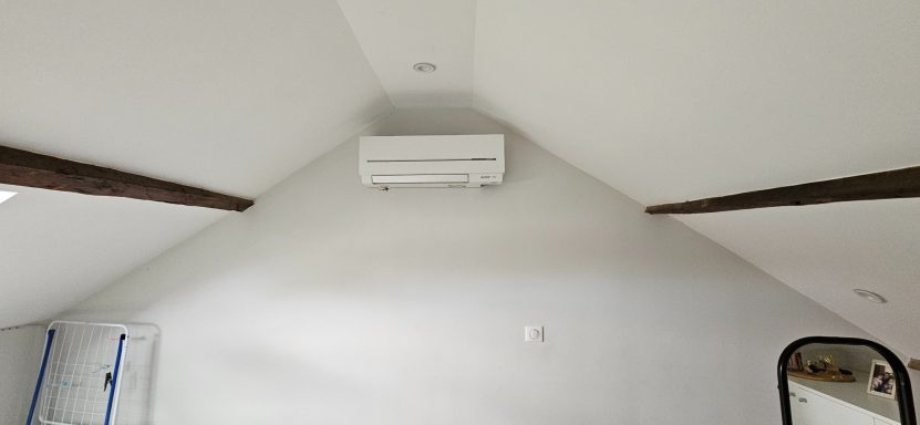 Climatisation chambre Installation d’une climatisation réversible murale dans une chambre